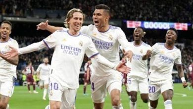 صورة بسبب مستقبله.. ضربة موجعة من ظهير ريال مدريد قبل الكلاسيكو أمام برشلونة